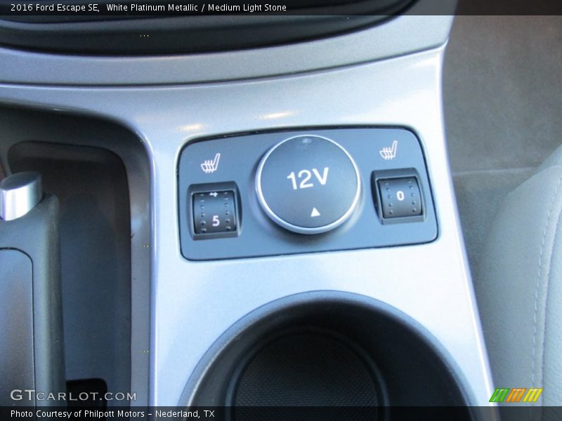 White Platinum Metallic / Medium Light Stone 2016 Ford Escape SE