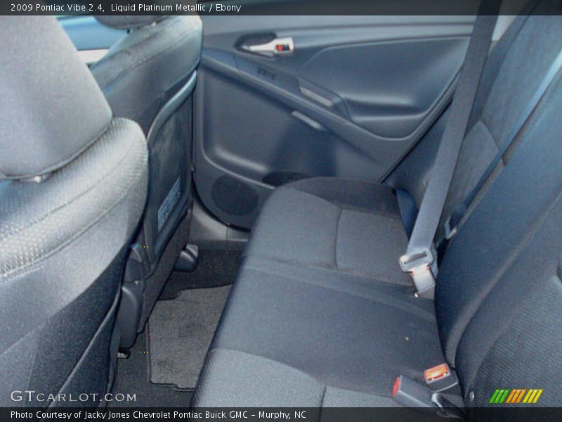 Liquid Platinum Metallic / Ebony 2009 Pontiac Vibe 2.4