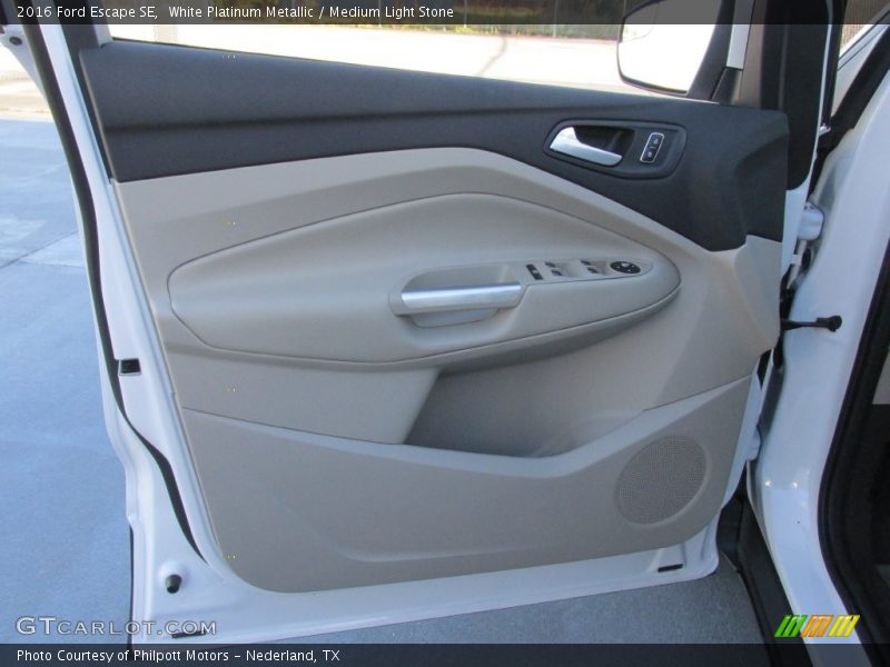 White Platinum Metallic / Medium Light Stone 2016 Ford Escape SE