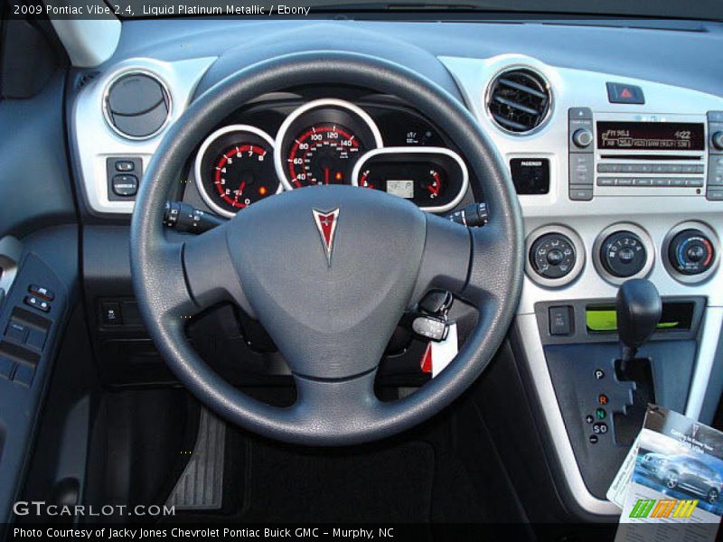 Liquid Platinum Metallic / Ebony 2009 Pontiac Vibe 2.4