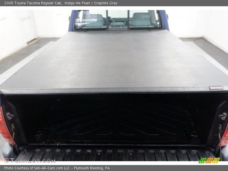 Indigo Ink Pearl / Graphite Gray 2006 Toyota Tacoma Regular Cab