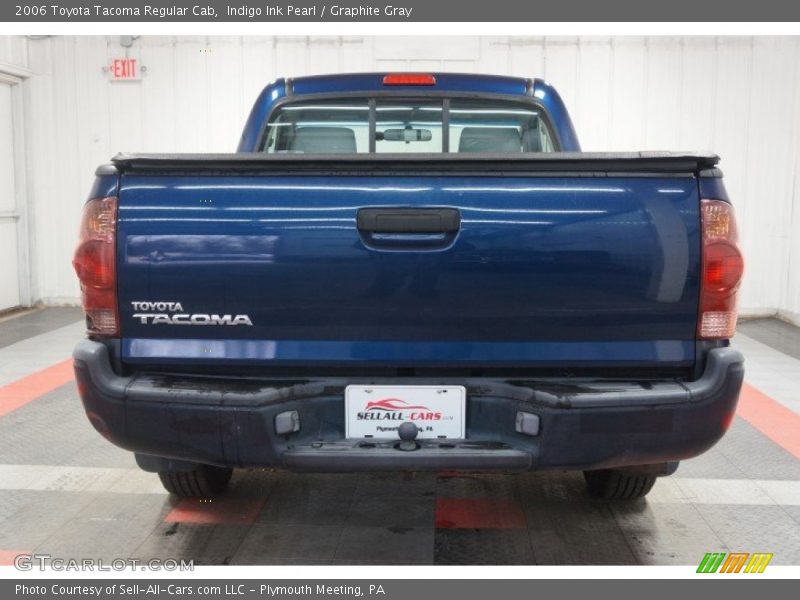 Indigo Ink Pearl / Graphite Gray 2006 Toyota Tacoma Regular Cab