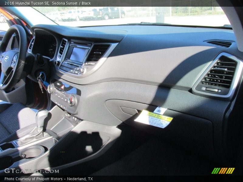 Sedona Sunset / Black 2016 Hyundai Tucson SE