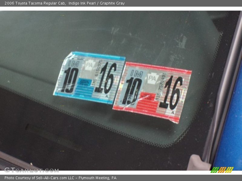 Indigo Ink Pearl / Graphite Gray 2006 Toyota Tacoma Regular Cab