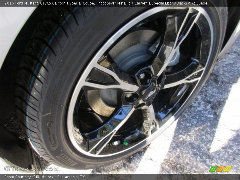 Ingot Silver Metallic / California Special Ebony Black/Miko Suede 2016 Ford Mustang GT/CS California Special Coupe