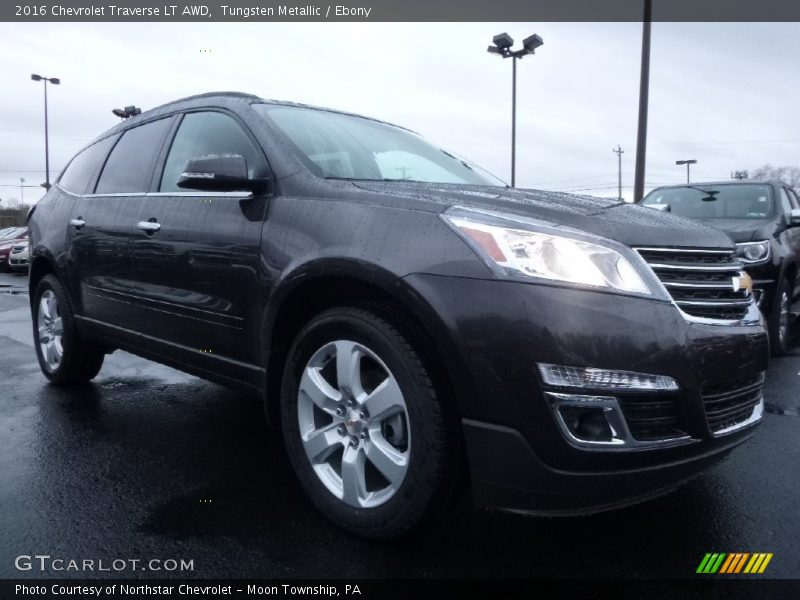 Tungsten Metallic / Ebony 2016 Chevrolet Traverse LT AWD