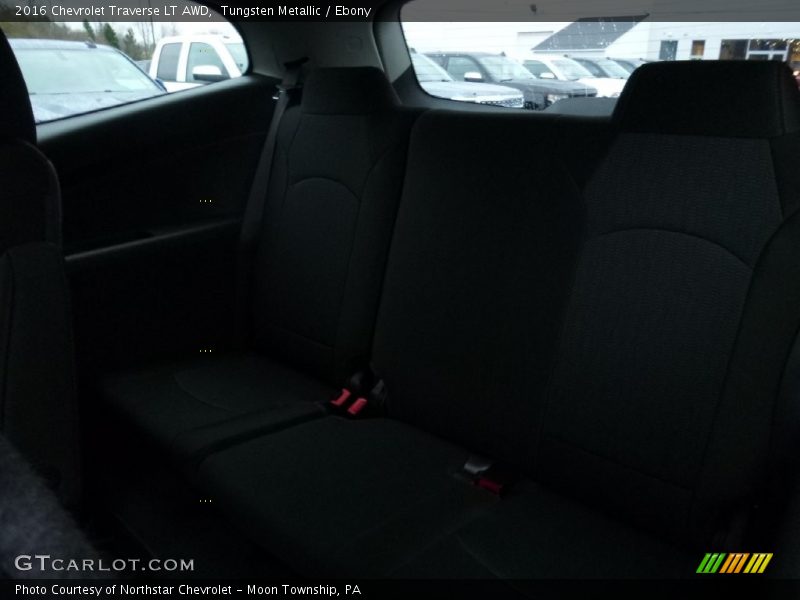 Tungsten Metallic / Ebony 2016 Chevrolet Traverse LT AWD