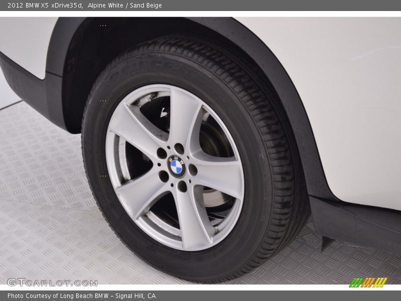 Alpine White / Sand Beige 2012 BMW X5 xDrive35d