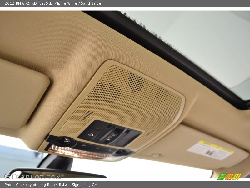 Alpine White / Sand Beige 2012 BMW X5 xDrive35d