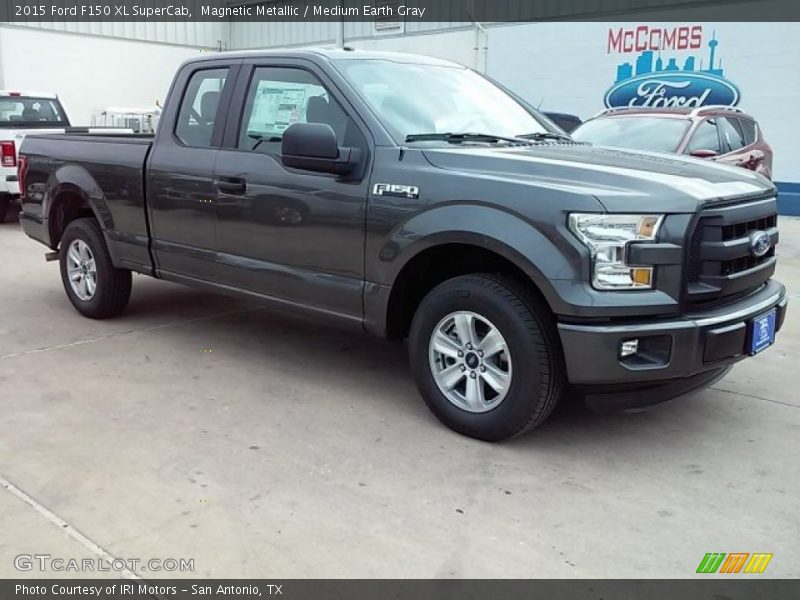 Magnetic Metallic / Medium Earth Gray 2015 Ford F150 XL SuperCab