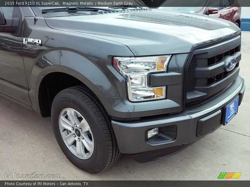 Magnetic Metallic / Medium Earth Gray 2015 Ford F150 XL SuperCab