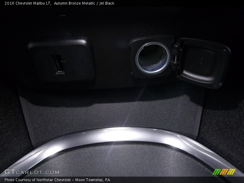 Autumn Bronze Metallic / Jet Black 2016 Chevrolet Malibu LT