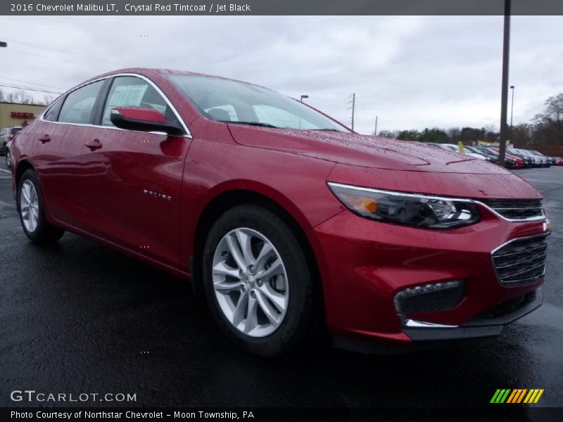 Front 3/4 View of 2016 Malibu LT