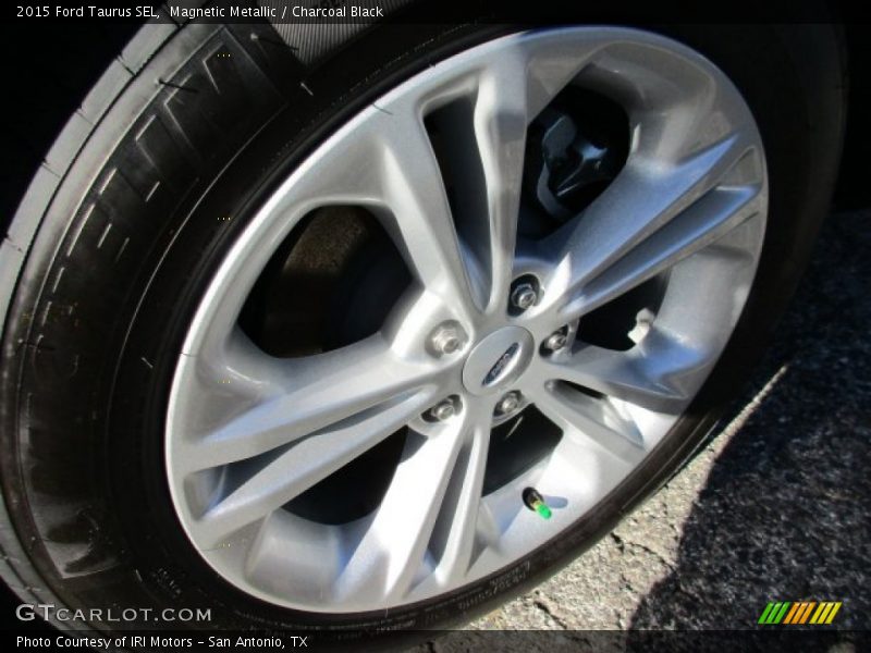 Magnetic Metallic / Charcoal Black 2015 Ford Taurus SEL