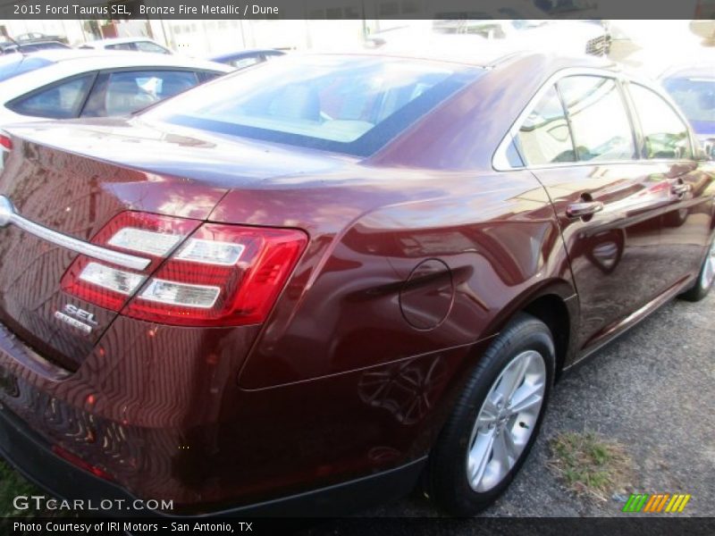 Bronze Fire Metallic / Dune 2015 Ford Taurus SEL
