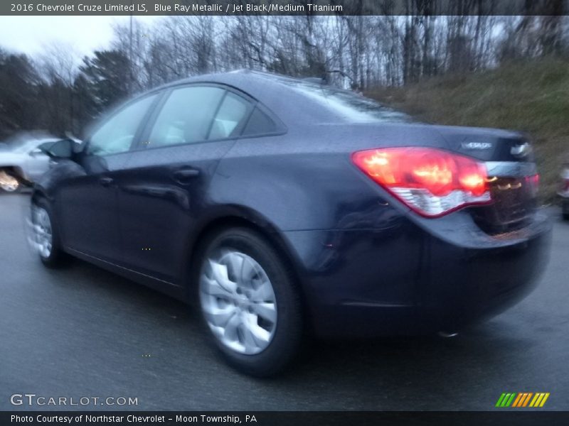Blue Ray Metallic / Jet Black/Medium Titanium 2016 Chevrolet Cruze Limited LS