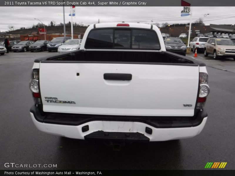 Super White / Graphite Gray 2011 Toyota Tacoma V6 TRD Sport Double Cab 4x4