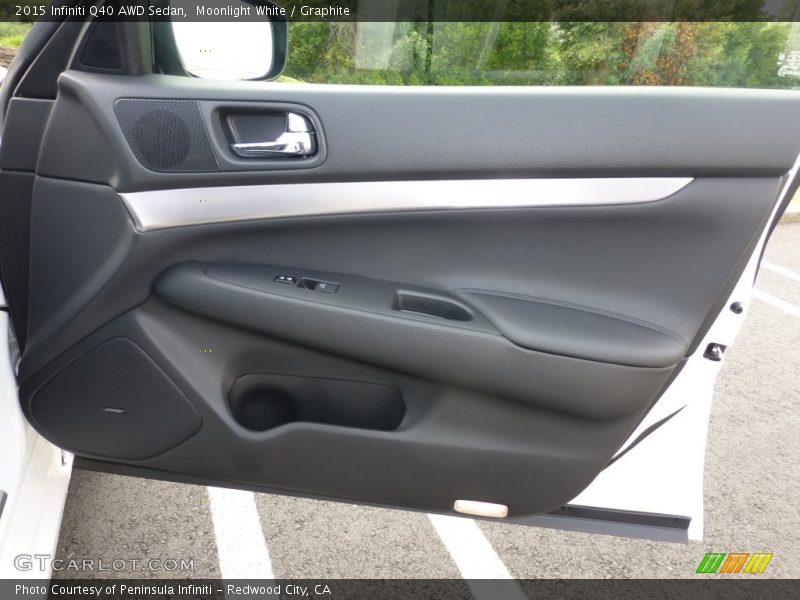 Moonlight White / Graphite 2015 Infiniti Q40 AWD Sedan