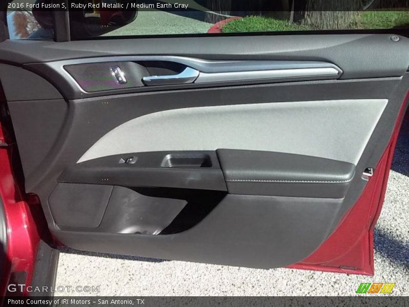 Ruby Red Metallic / Medium Earth Gray 2016 Ford Fusion S