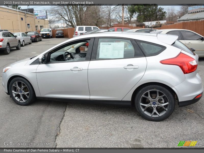 Ingot Silver / Charcoal Black 2013 Ford Focus SE Hatchback