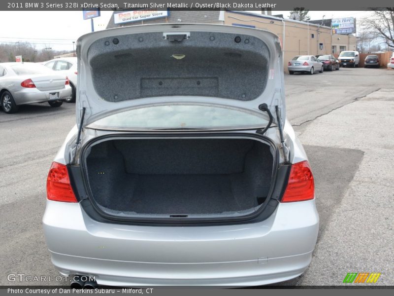 Titanium Silver Metallic / Oyster/Black Dakota Leather 2011 BMW 3 Series 328i xDrive Sedan