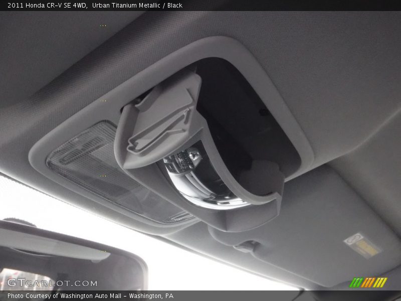 Urban Titanium Metallic / Black 2011 Honda CR-V SE 4WD