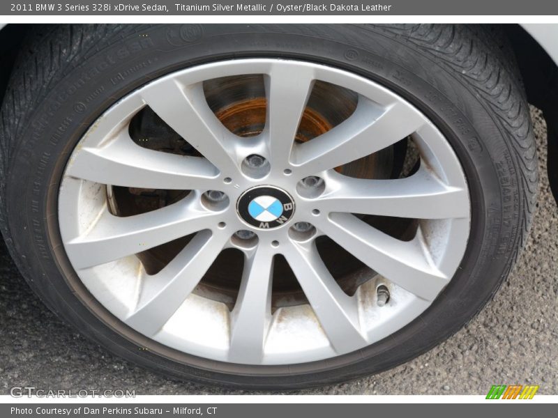 Titanium Silver Metallic / Oyster/Black Dakota Leather 2011 BMW 3 Series 328i xDrive Sedan