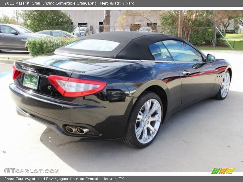 Nero (Black) / Nero 2011 Maserati GranTurismo Convertible GranCabrio