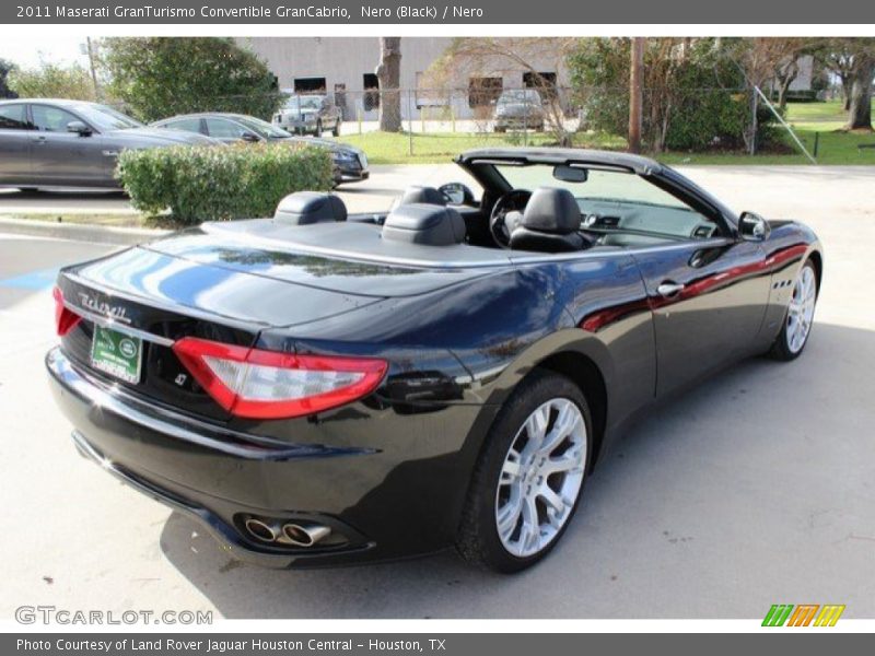 Nero (Black) / Nero 2011 Maserati GranTurismo Convertible GranCabrio