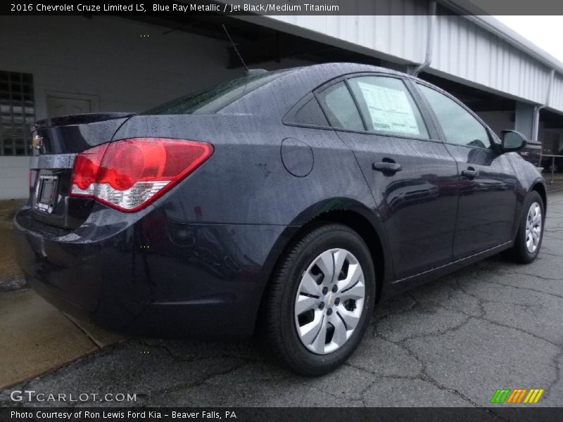 Blue Ray Metallic / Jet Black/Medium Titanium 2016 Chevrolet Cruze Limited LS