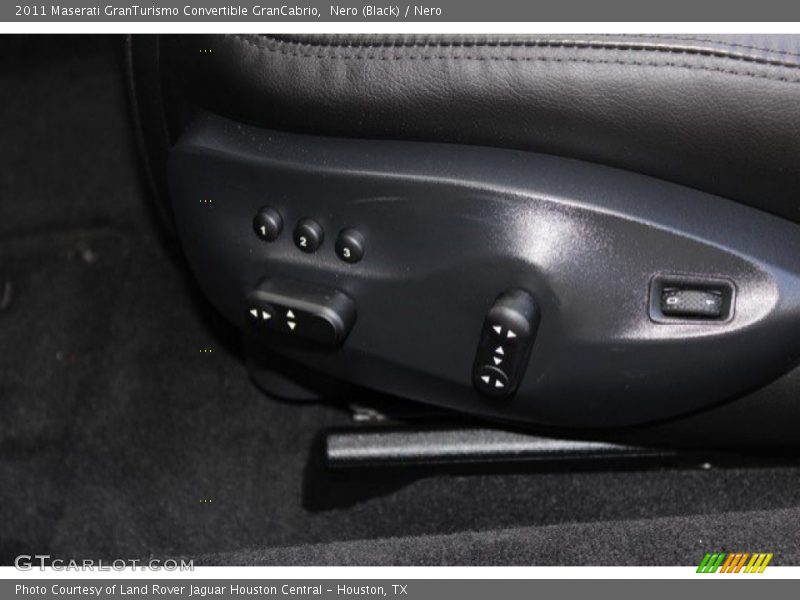 Nero (Black) / Nero 2011 Maserati GranTurismo Convertible GranCabrio