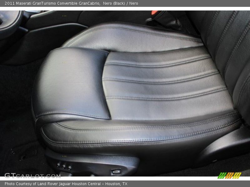 Nero (Black) / Nero 2011 Maserati GranTurismo Convertible GranCabrio