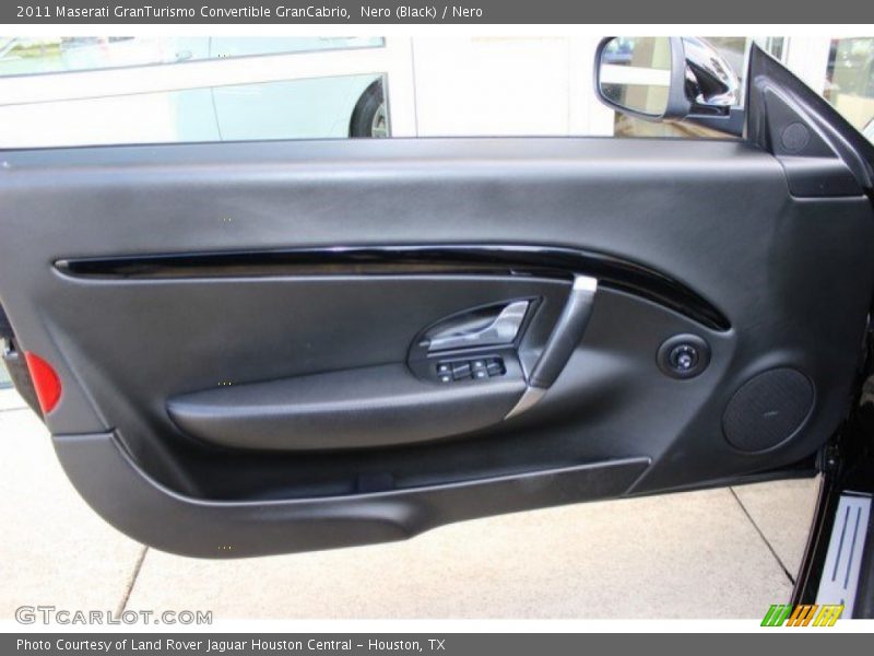 Nero (Black) / Nero 2011 Maserati GranTurismo Convertible GranCabrio