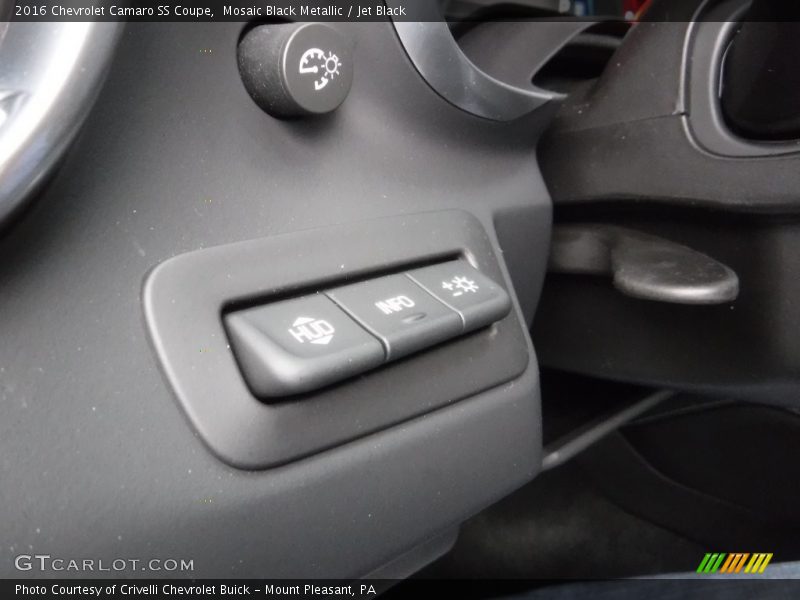 Controls of 2016 Camaro SS Coupe