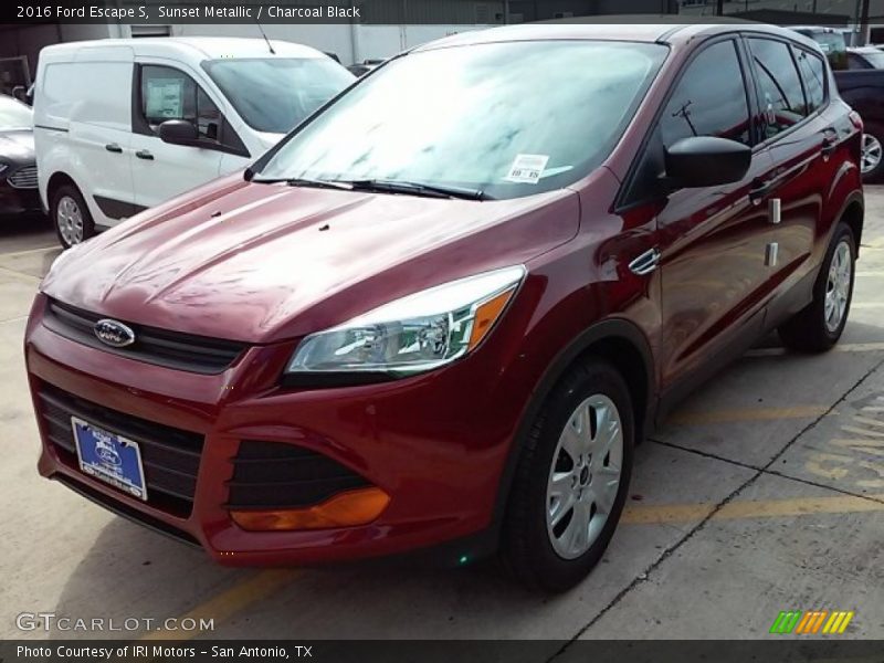 Sunset Metallic / Charcoal Black 2016 Ford Escape S