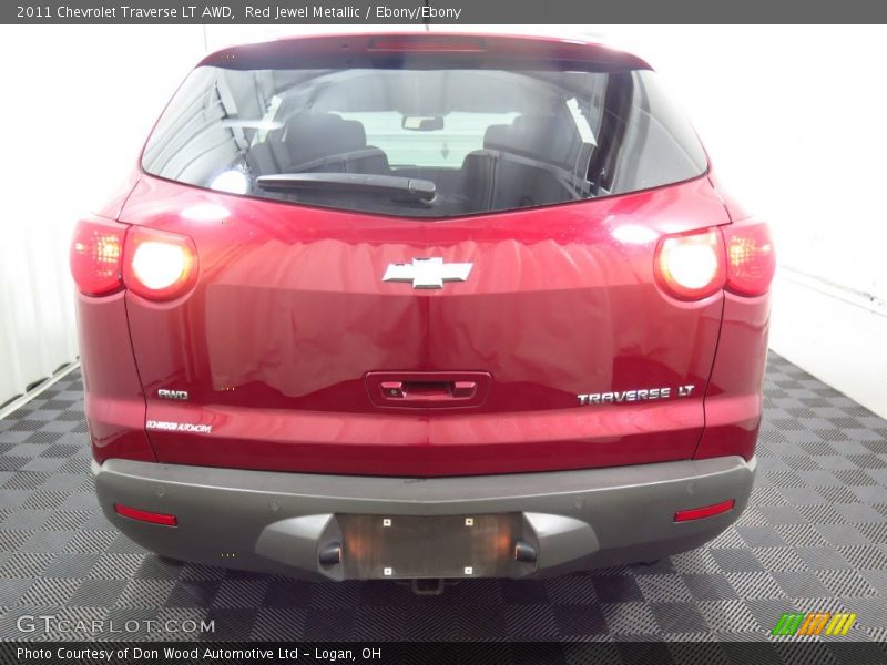 Red Jewel Metallic / Ebony/Ebony 2011 Chevrolet Traverse LT AWD