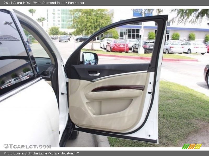 White Diamond Pearl / Parchment 2014 Acura MDX