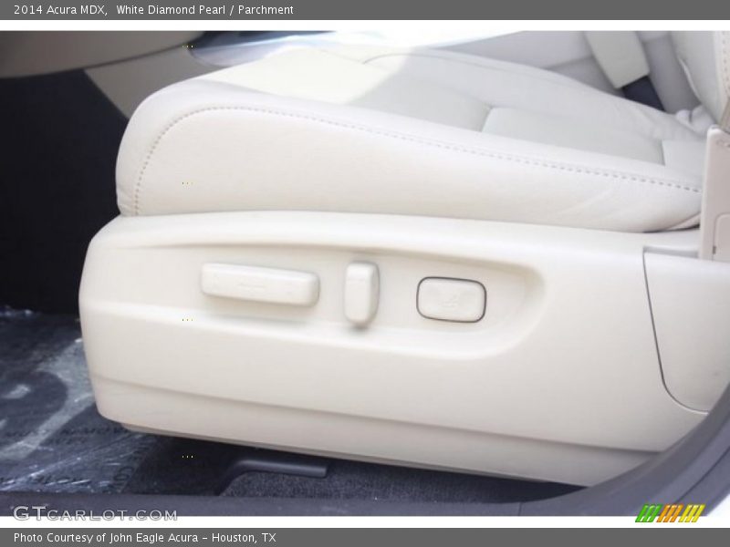 White Diamond Pearl / Parchment 2014 Acura MDX