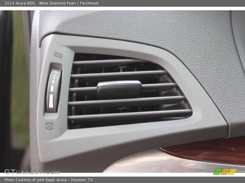 White Diamond Pearl / Parchment 2014 Acura MDX