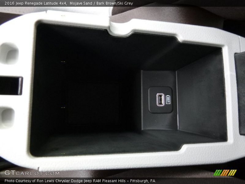 Mojave Sand / Bark Brown/Ski Grey 2016 Jeep Renegade Latitude 4x4