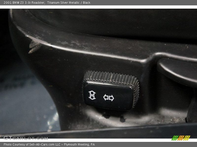 Titanium Silver Metallic / Black 2001 BMW Z3 3.0i Roadster