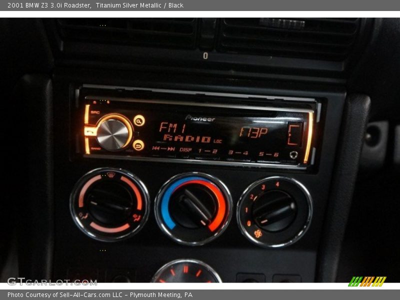 Titanium Silver Metallic / Black 2001 BMW Z3 3.0i Roadster