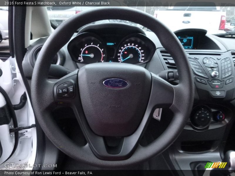Oxford White / Charcoal Black 2016 Ford Fiesta S Hatchback