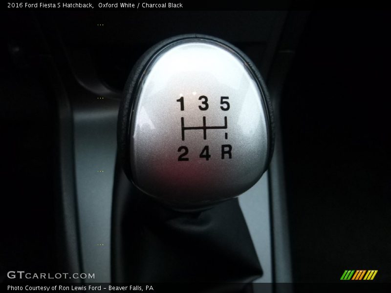  2016 Fiesta S Hatchback 5 Speed Manual Shifter