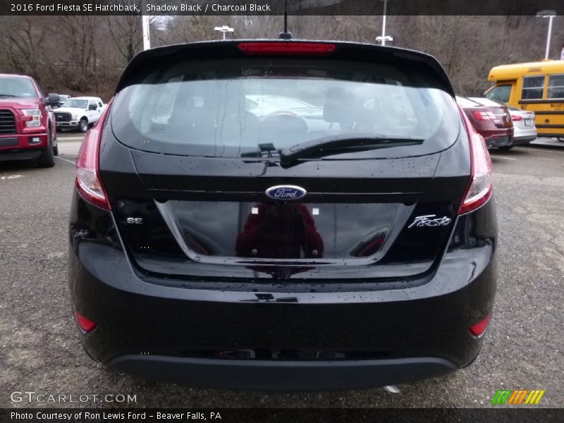 Shadow Black / Charcoal Black 2016 Ford Fiesta SE Hatchback