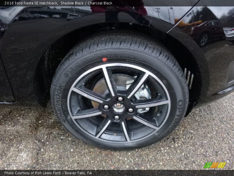 Shadow Black / Charcoal Black 2016 Ford Fiesta SE Hatchback