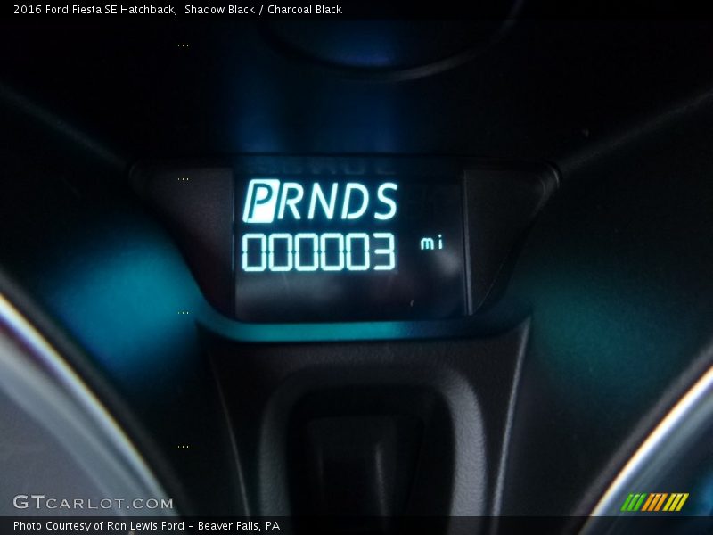 Shadow Black / Charcoal Black 2016 Ford Fiesta SE Hatchback