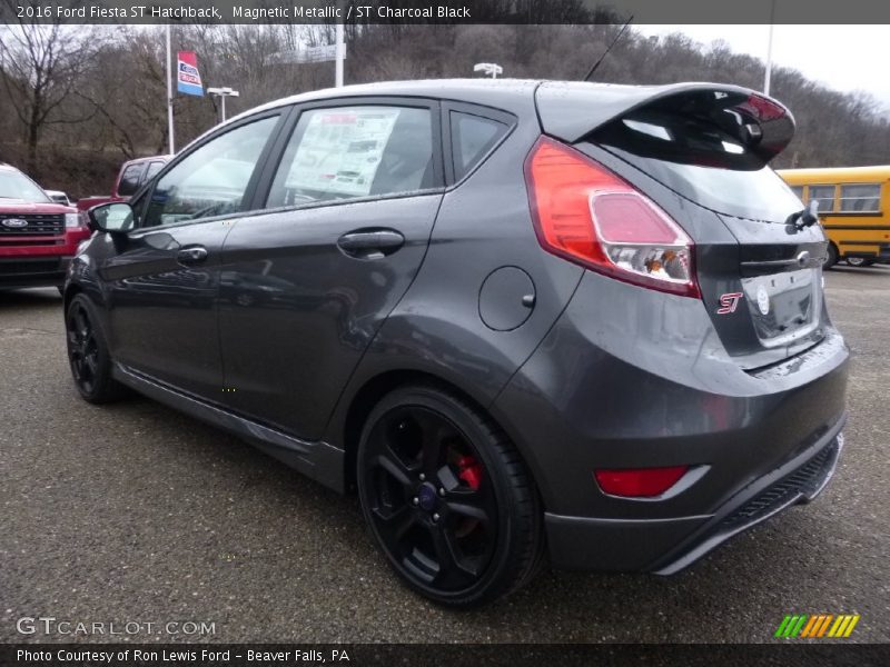 Magnetic Metallic / ST Charcoal Black 2016 Ford Fiesta ST Hatchback