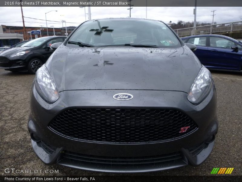 Magnetic Metallic / ST Charcoal Black 2016 Ford Fiesta ST Hatchback