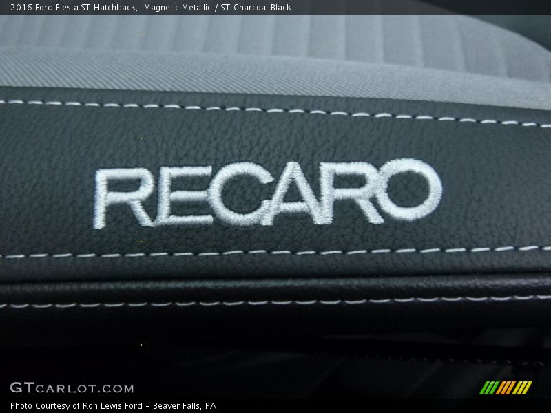 Magnetic Metallic / ST Charcoal Black 2016 Ford Fiesta ST Hatchback